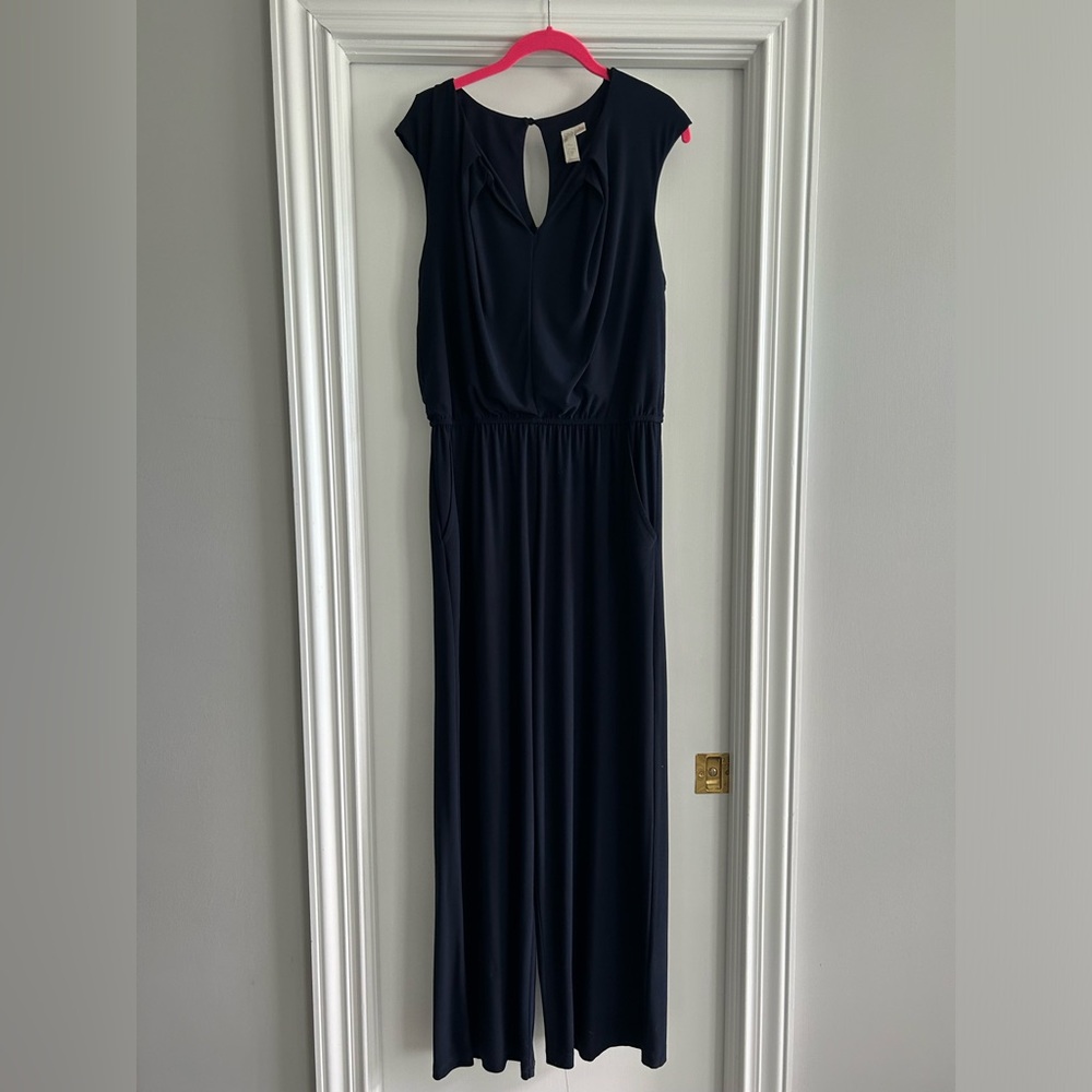 Emma & Michele navy v neck draped jumpsuit. Great condition. Size L.